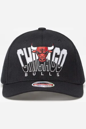 Mitchell & Ness Czapka NBA Retrodome Classic Red Chicago Bulls Universal