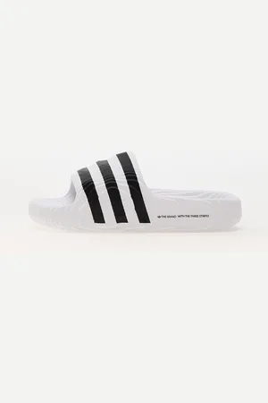 adidas Trampki adidas Adilette 22 / / Core Black EUR 44.5