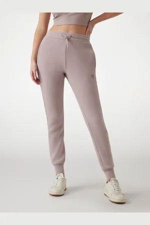 Guess W Joggery Z Logowaną Taśmą