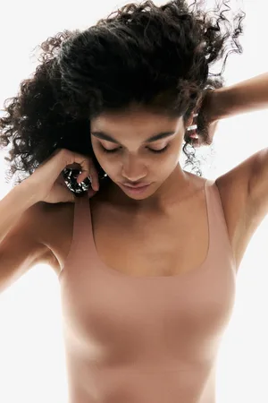 H&M Body Seamless Light Shape