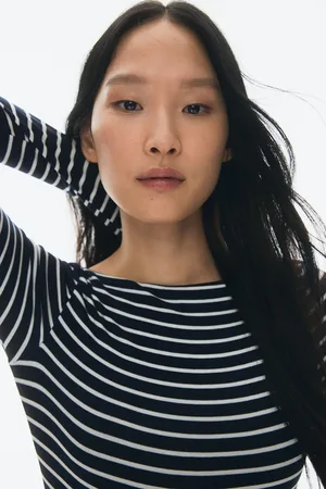 H&M Body z dekoltem w łódeczkę