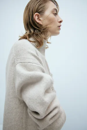 H&M Sweter oversize z golfem