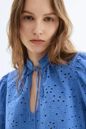 H&M Bluzka z haftem angielskim
