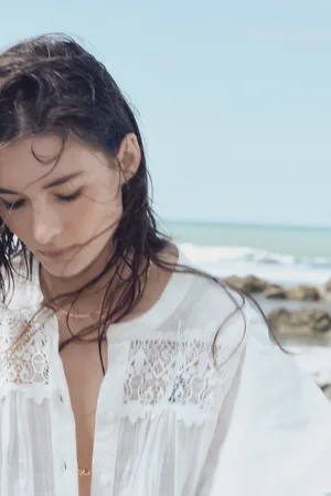 H&M Bawełniana sukienka z koronkowymi wstawkami