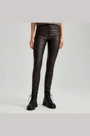 House Woskowane spodnie czarne slim fit