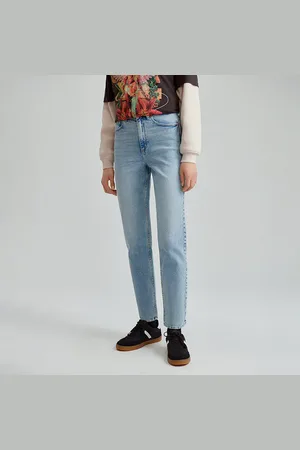 House Jasnoniebieskie jeansy mom slim fit