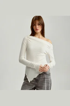 House Dopasowany sweter open shoulder w prążki