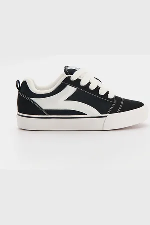 House Czarne sneakersy z imitacji zamszu