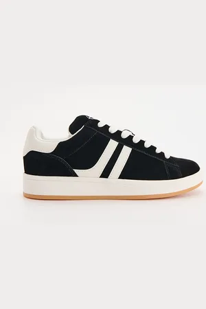 House Czarne sneakersy z imitacji zamszu z białymi wstawkami