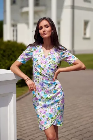 Lejdi Elegancka kwiecista sukienka z krótkim rękawem, letnia sukienka City Blooms 367 -41