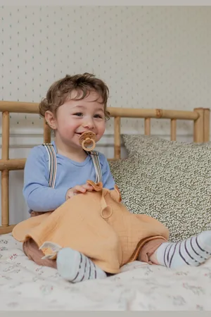 Mama;licious Bibs Cuddle Cloth Kangaroo
