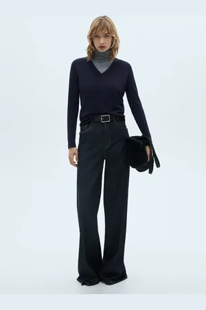 MANGO Sweter z dzianiny z dekoltem w szpic