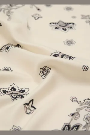 MANGO Chustka ze wzorem paisley kremowy / écru