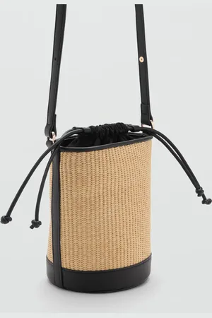MANGO Mała torebka bucket z imitacji rafii