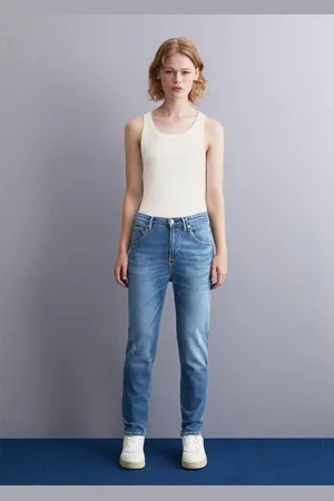 Marc O’ Polo Jeansy model Freja boyfriend