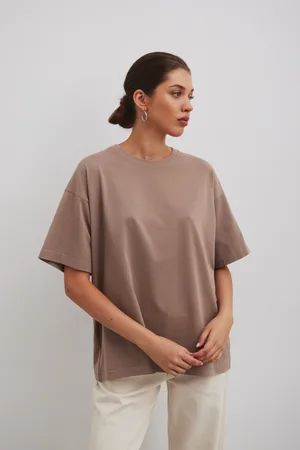 Marsala Tshirt oversize z nadrukiem w kolorze LATTE