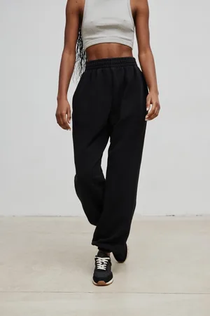 Marsala Spodnie dresowe typu jogger w kolorze WASHED BLACK