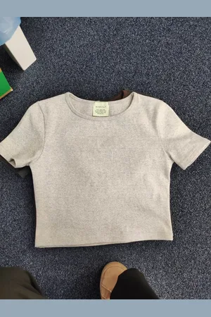 Marsala Top z krótkim rękawem w kolorze GREY