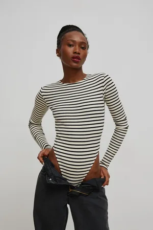 Marsala Dopasowane body z długim rękawem w paski BEIGE & BLACK
