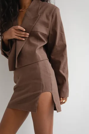 Marsala Mini spódniczka z lnem w kolorze BROWN