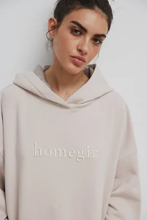 Marsala Bluza typu oversize z HAFTEM, w kolorze WHITE SAND