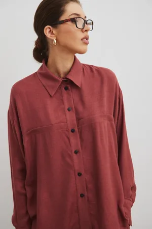 Marsala Luźna koszula z kieszeniami w kolorze LIGHT BURGUNDY- BERYL