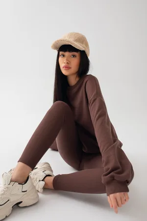 Marsala Legginsy damskie z prążkowanej dzianiny w kolorze CACAO BROWN
