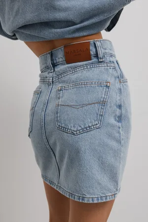 Marsala Mini spódniczka jeansowa w kolorze CLASSIC BLUE