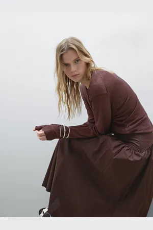 Massimo Dutti Sweter Z Lnianej Dzianiny Z Dekoltem W Serek