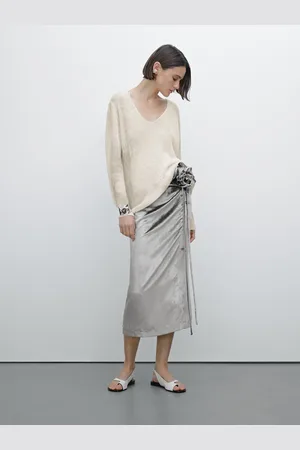 Massimo Dutti Aksamitna Spódnica Średniej Długości W Kwiaty – Studio