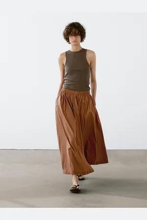 Massimo Dutti Top O Kroju Slim Z Ćwiekami