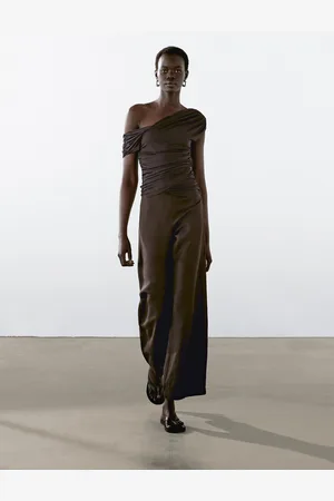 Massimo Dutti Dopasowany Kopertowy Top Z Dekoltem W Serek