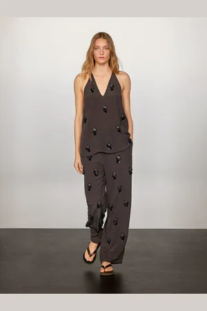 Massimo Dutti Luźny Top Z Kwiatowymi Aplikacjami
