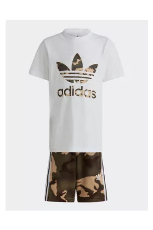 adidas Sportowe Topy i T-shirty - Komplet dresowy Camo Shorts and Tee Set IC2132 Regular Fit