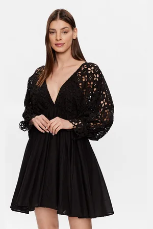 ICONIQUE Sukienka letnia IC23 019 Regular Fit