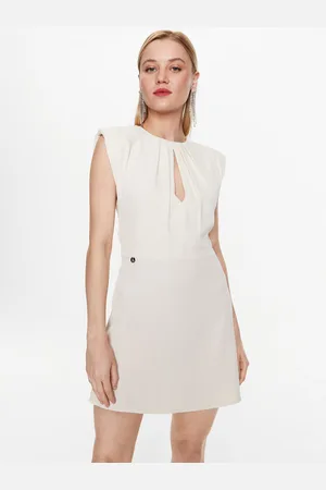Kontatto Sukienka koktajlowa NO1006 Slim Fit