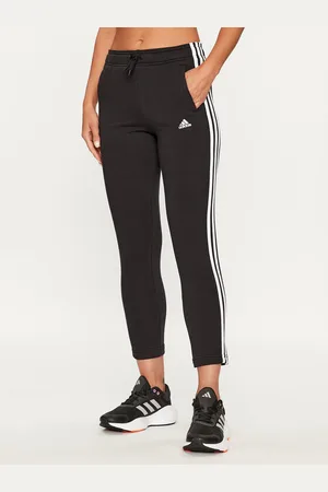 adidas Spodnie dresowe Essentials 3-Stripes IC6126 Slim Fit