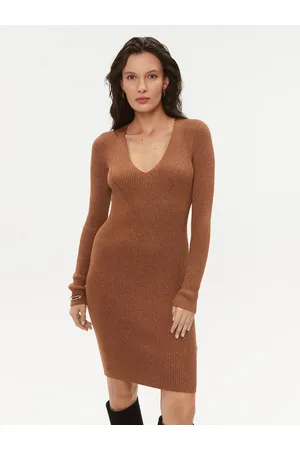 Twin-Set Sukienka dzianinowa 232TT3272 Slim Fit