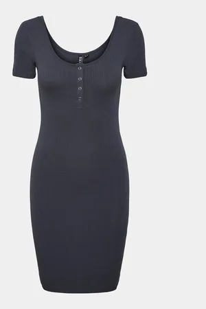 Pieces® Sukienka codzienna Kitte 17146324 Slim Fit