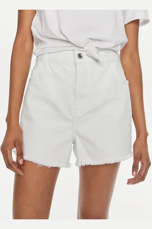 Patrizia Pepe Szorty jeansowe 2P1591/D075-W351 Regular Fit