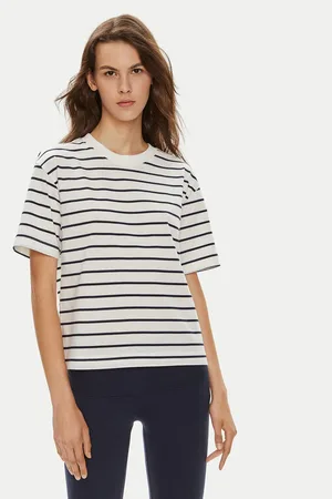 Gina Tricot T-Shirt 23352 Relaxed Fit