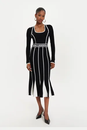 Karl Lagerfeld Sukienka dzianinowa 245W1330 Slim Fit
