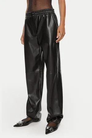HUGO BOSS Spodnie z imitacji skóry Halmara-1 50516876 Relaxed Fit