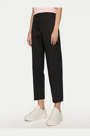 Tommy Hilfiger Chinosy Travel WW0WW43632 Slim Fit