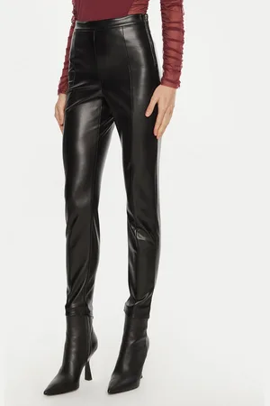 Patrizia Pepe Spodnie z imitacji skóry 8P0624/E005-K103 Regular Fit