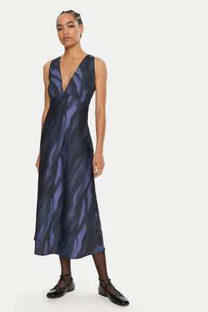 2nd Day Sukienka koktajlowa Valencita 2245125279 Slim Fit