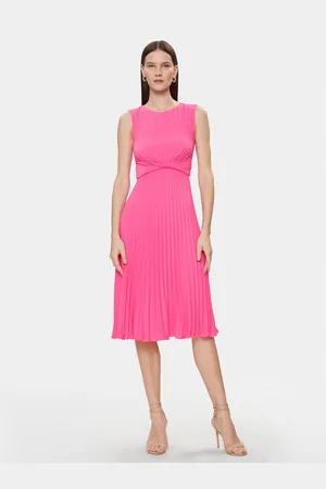 NISSA Sukienka koktajlowa RZ14841 Slim Fit