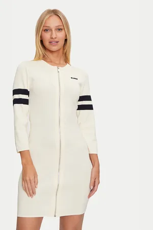 Guess Sukienka dzianinowa V4BK05 ZZ04U Regular Fit
