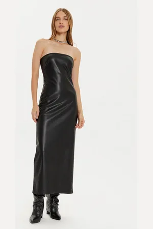ONLY Sukienka z imitacji skóry Esther 15334722 Slim Fit