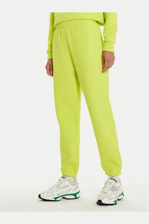 Lacoste Spodnie dresowe XF7077 Regular Fit